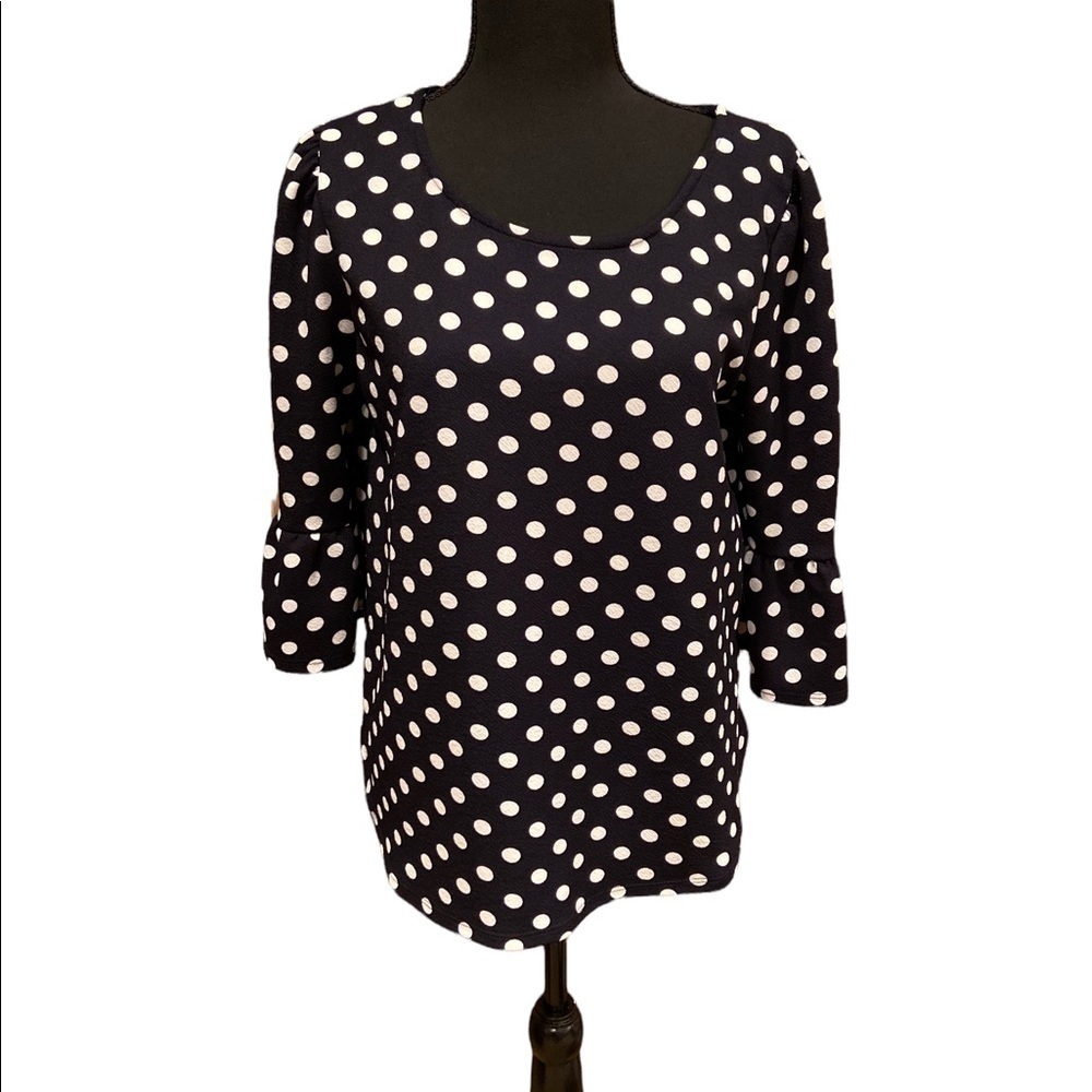 𝅺GREEN Envelope Top Black and White
